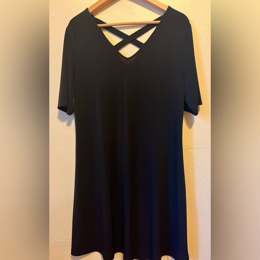 Chico’s Black V-Neck Criss-Cross Back Dress - Picture 2 of 11